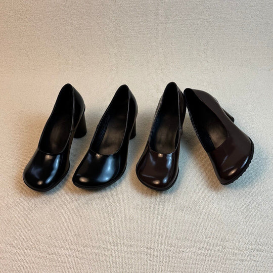 Damen elegante Pumps mit glänzender Lack-Oberfläche und komfortablem Blockabsatz EB
