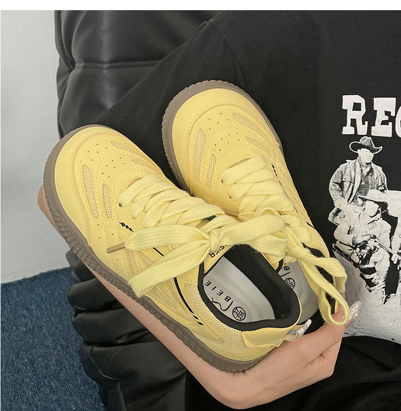 Damen Sportliche Sneaker mit atmungsaktiver Netzstruktur und rutschfester Sohle EB