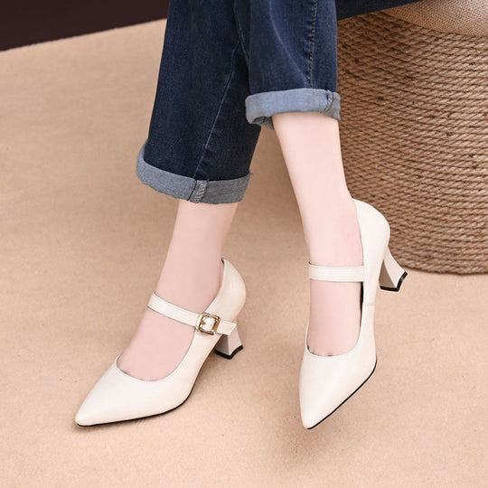 Damen Elegante Slingback-Pumps mit zartem Riemen und hochwertiger Schnalle EB