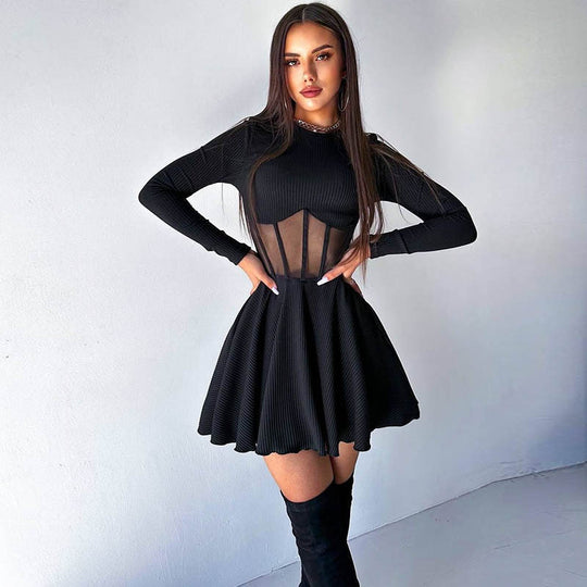 Damen Hochwertiges und elegantes Minikleid mit transparenten Einsätzen EB