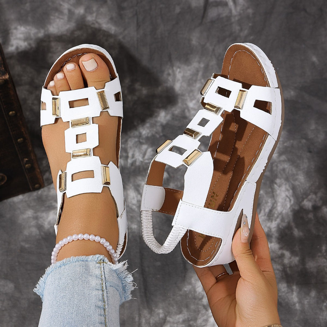 Damen Komfortable und stilvolle Sandalen mit verstellbaren Riemen und modischen Details EB