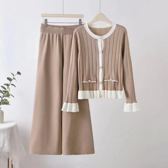 Damen elegantes Strick-Loungewear-Set mit aufgesetzten Taschen und Rüschen EB