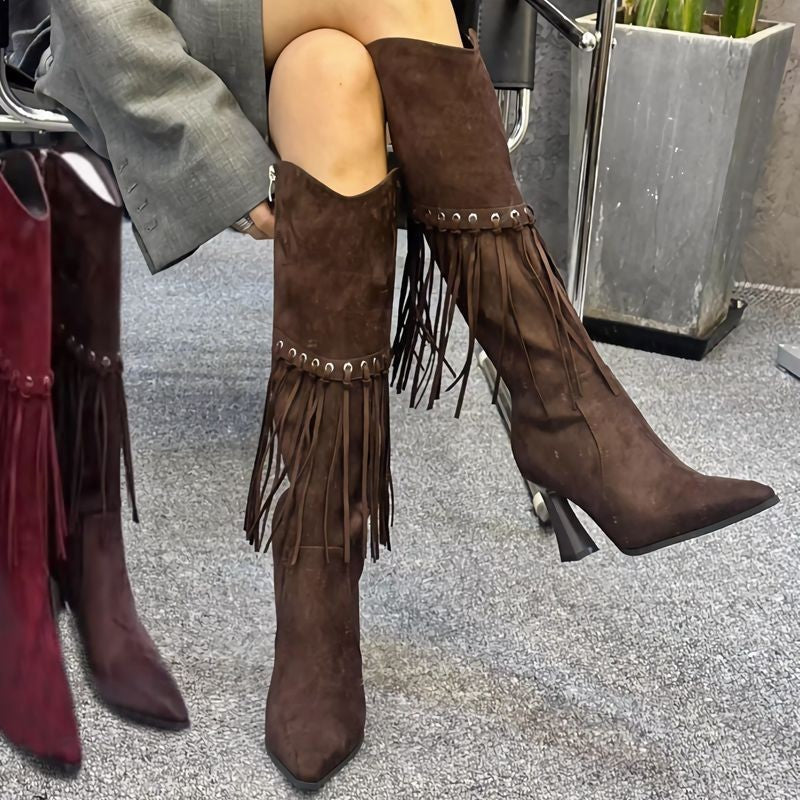 Damen Fransen-Stiefel mit stylishen Akzenten und elegantem Absatz EB