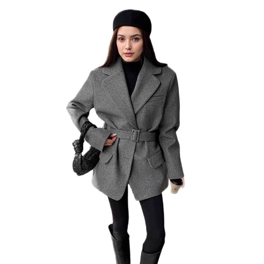 Damen taillierter Wollblazer mit Gürtel EB