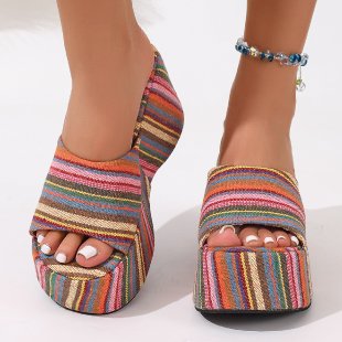 Damen Plateau-Sandalen mit buntem Streifenmuster und komfortablem Fußbett EB