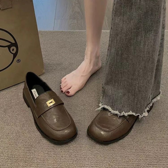 Damen elegante Mokassins mit dekorativem Gurt und goldener Schnalle EB