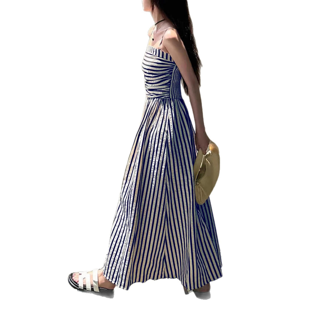 Damen Maxikleid mit schmalen Trägern und raffinierten Falten EB