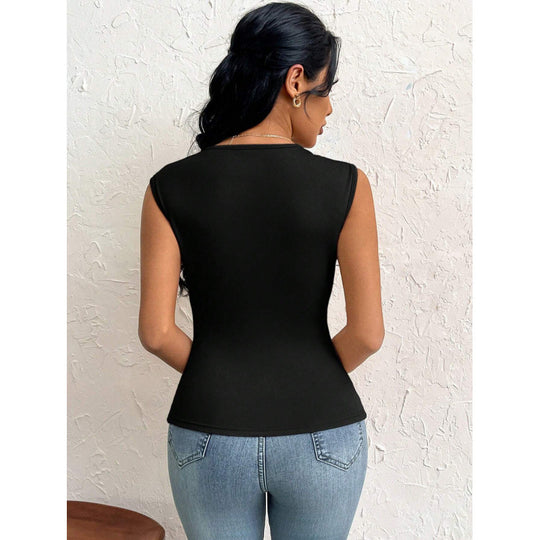 Damen Schnittiges Oberteil mit asymmetrischem Saum und figurbetontem Design EB