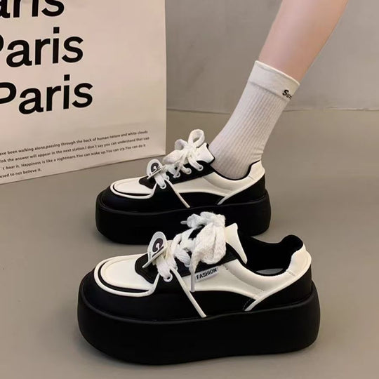 Damen modische Plateau Sneakers mit eleganten Ziernähten und dämpfender Sohle EB