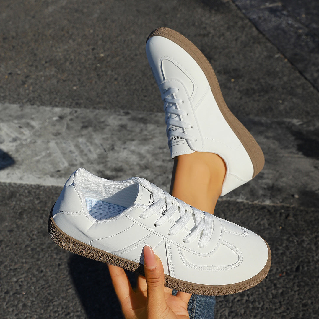 Damen Sneakers im sportlichen Retro-Stil mit rutschfester Sohle EB