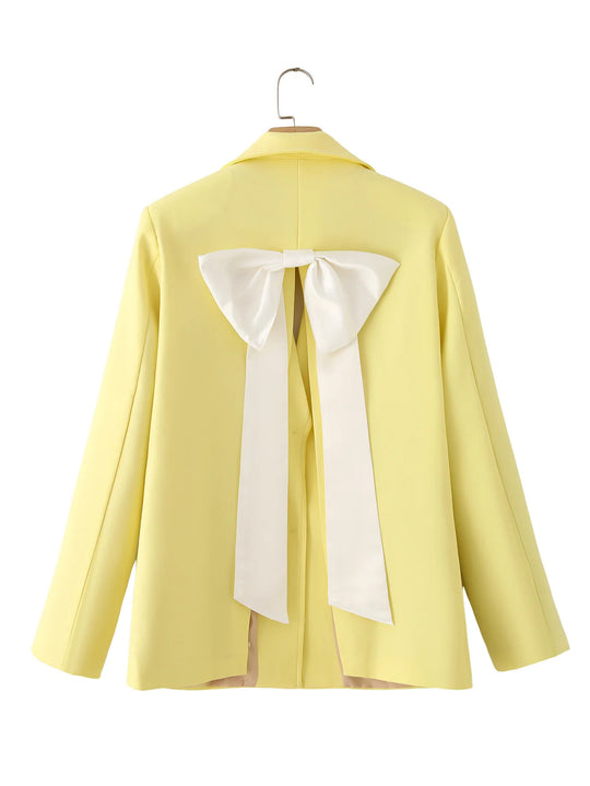 Damen Blazerjacke mit elegantem Schnitt und praktischen Taschen EB