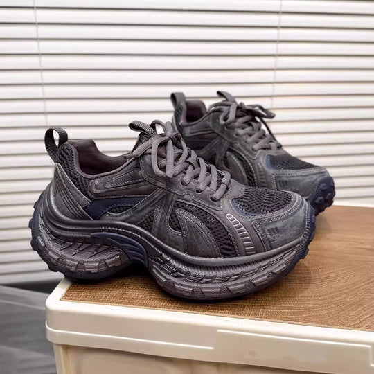 Damen Sportliche Sneakers mit atmungsaktiver Mesh-Konstruktion und dämpfendem Sohlenprofil EB