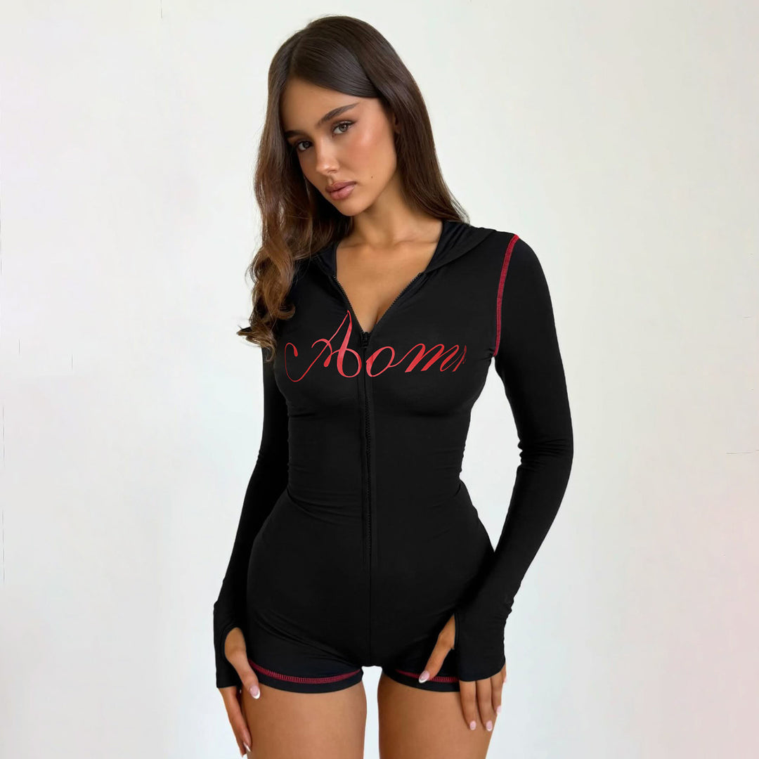 Damen nan taillierter Zip-Romper mit Kapuze, langer Armführung und integrierten Shorts aus funktionalem Stretch EB