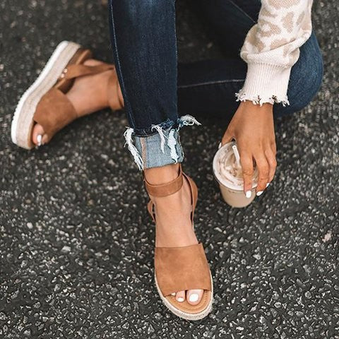 Damen Plateau-Sandalen mit verstellbarem Riemen und jute-artigem Boden EB
