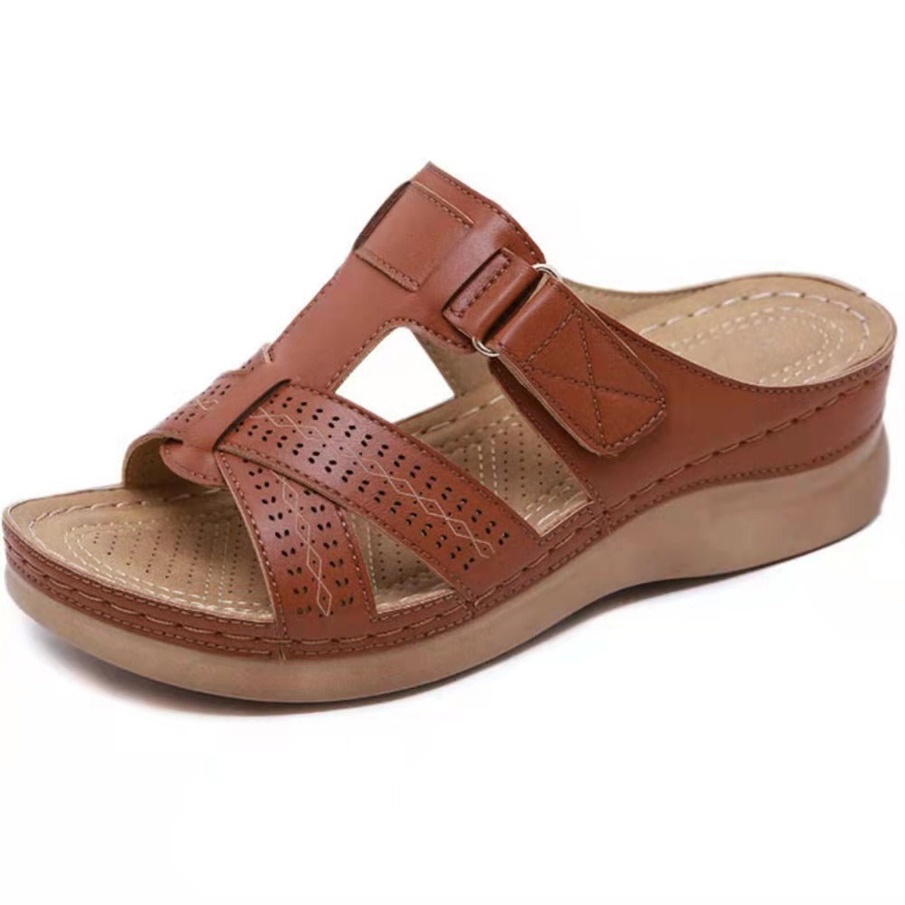 Damen Komfortable Fußbett-Sandalen mit verstellbarem Riemen EB