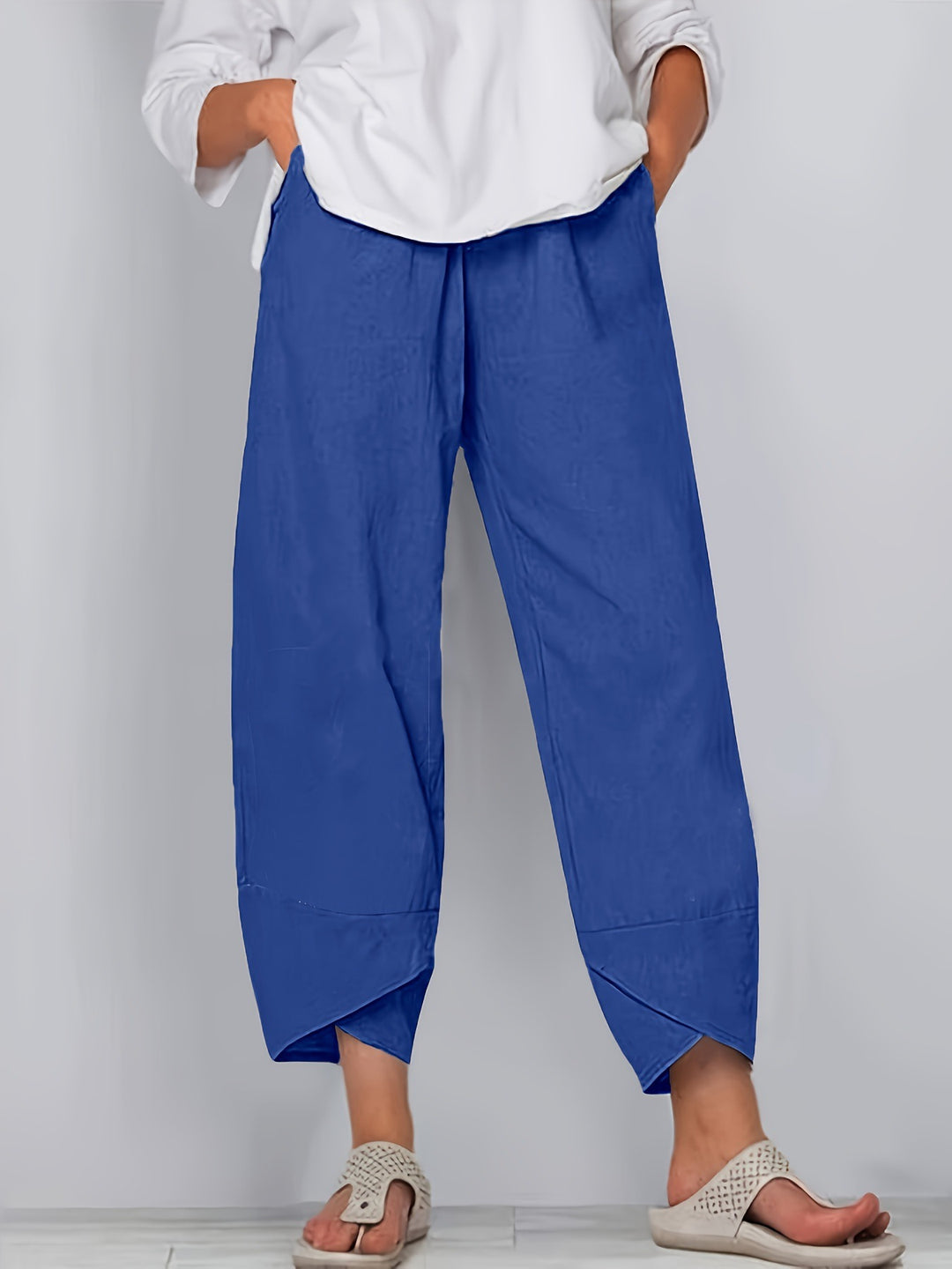 Damen weite Sommerhose mit eleganten Schnittdetails und elastischem Bund EB