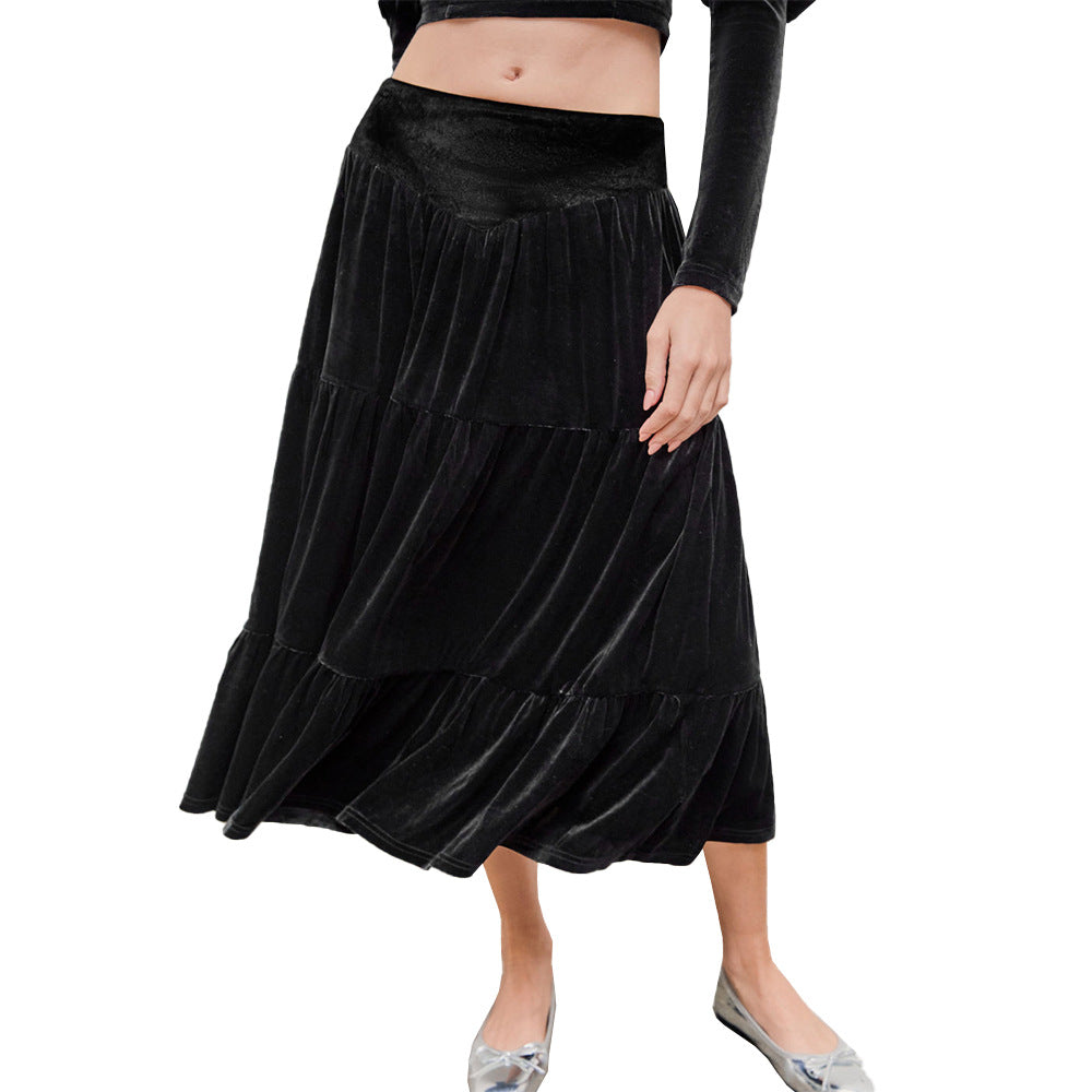 Damen Samtiges zweiteiliges Set mit gerafftem Bustier-Crop und stufigem Midirock Eichborn Berlin