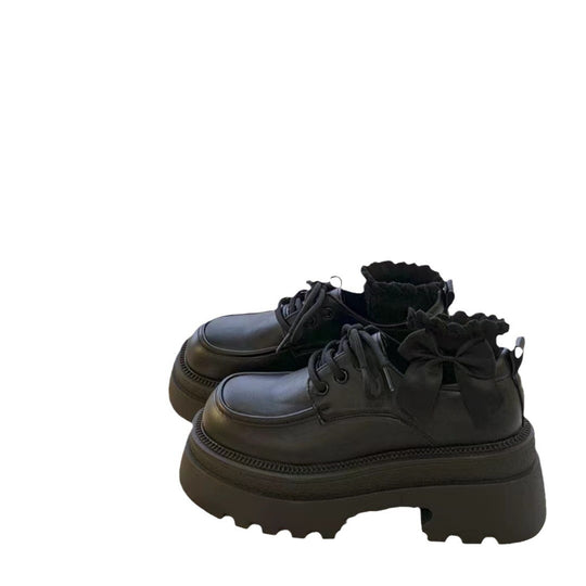 Damen Plateauschuhe mit glänzender Oberfläche und komfortabler Dämpfung EB