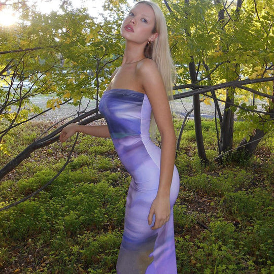 Damen Maxi Kleid mit schulterfreiem Design und fließendem Stoff EB