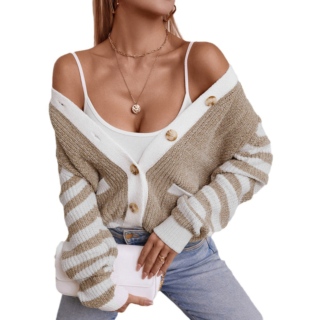 Damen modische Strickjacke mit dekorativem Rippenmuster und Streifen EB
