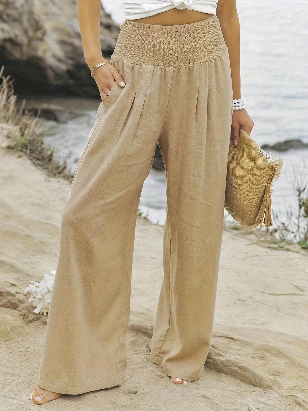 Damen weite Sommerhose mit hohem Bund und eleganten Falten EB