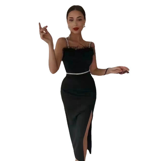 Damen Elegantes Abendkleid mit filigranem Spitzenbesatz und verführerischem Schlitz EB