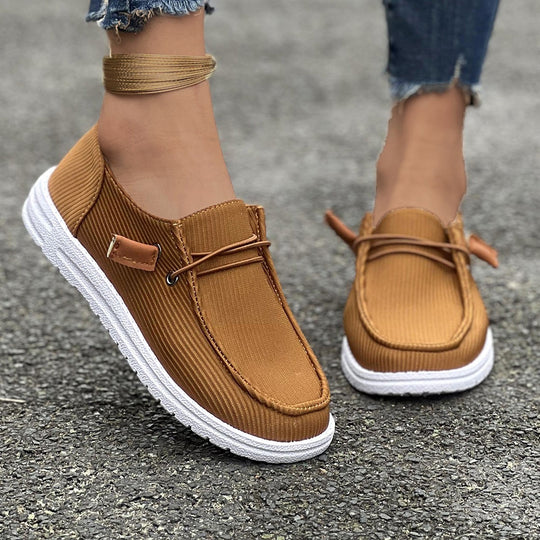 Damen Slip-On Sneakers mit elastischem Obermaterial und rutschfester Sohle EB