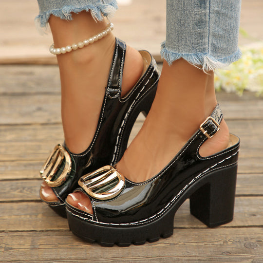 Damen Plateau-Sandalen mit Dekorativem Riemendesign und Eleganten Akzenten EB