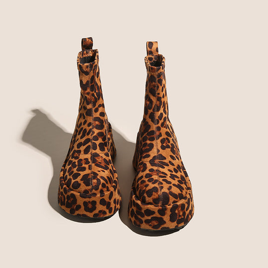Damen Ankle Boots aus luxuriösem Wildleder mit bequemer leichtgewichtiger Sohle EB