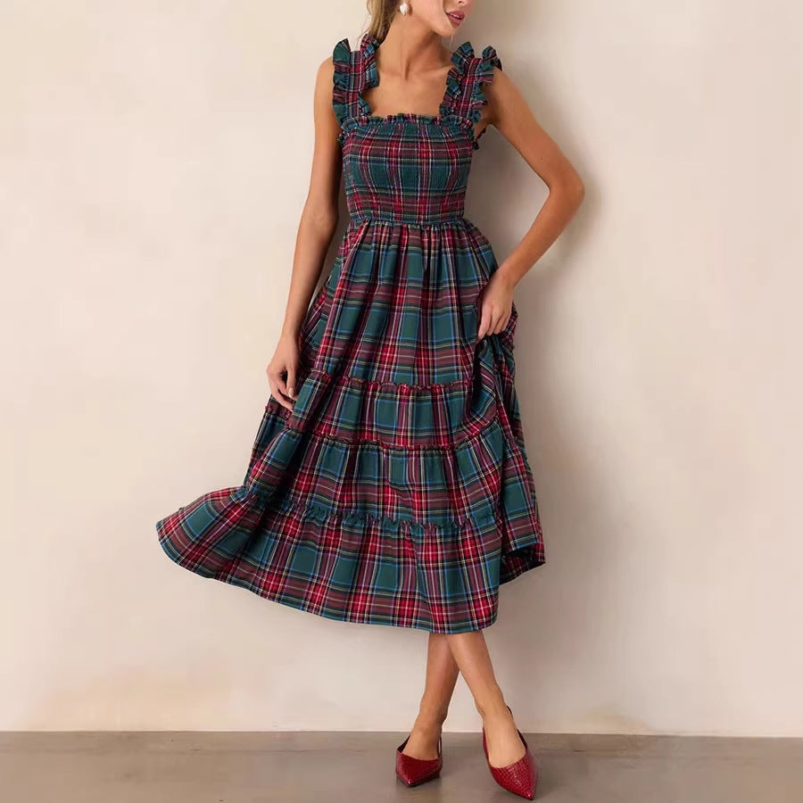 Damen Maxikleid mit voluminösen Rüschendetails und klassischen Karo-Muster EB