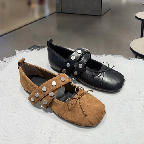 Damen Ballerinas aus weichem Veloursleder mit modischem Riemendesign und stilvollen Druckknöpfen EB