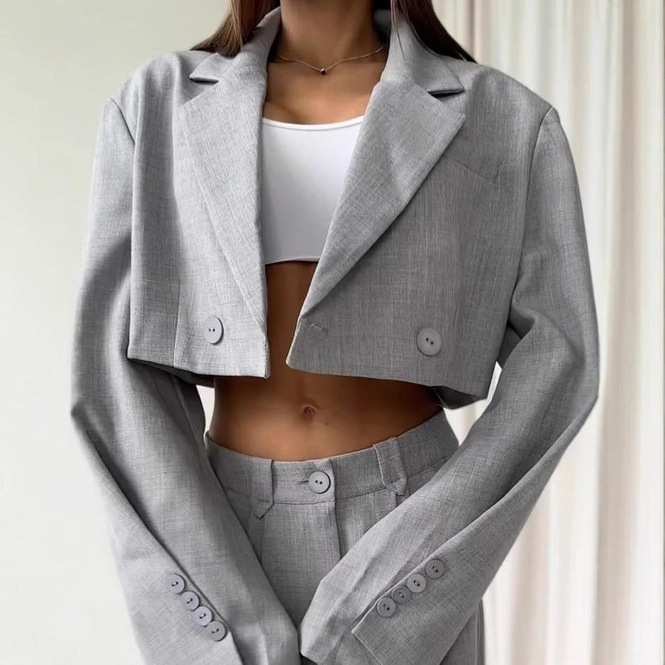Damen modischer Zweiteiler-Anzug mit cropped Blazer und weitem Bund EB