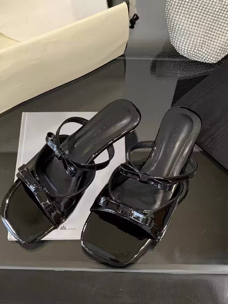 Damen modische Riemchen-Pantoletten mit eleganten Schleifen EB