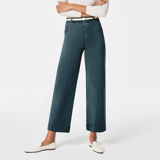 Damen Weitgeschnittene Stoffhose mit eleganten Details EB
