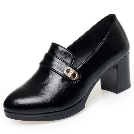 Damen elegante Pumps mit modischem Verschlussdetail EB