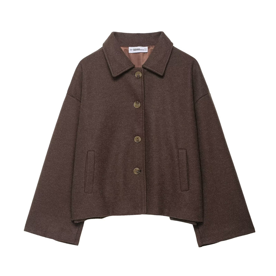 Damen nan kurze kastige Wolljacke mit Hemdkragen, durchgehender Knopfleiste und eingesetzten Eingrifftaschen EB