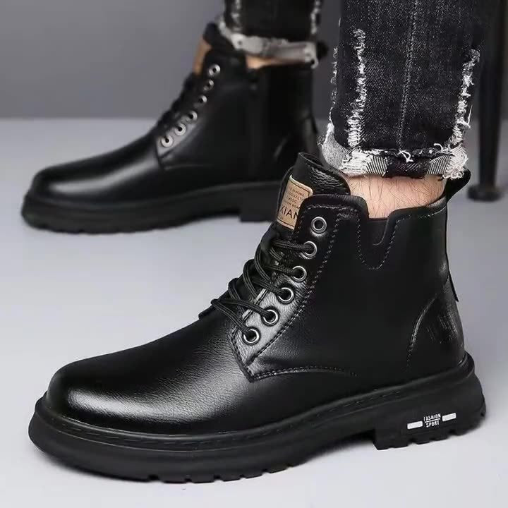 Herren robuste Stiefel mit wasserdichter Technologie EB