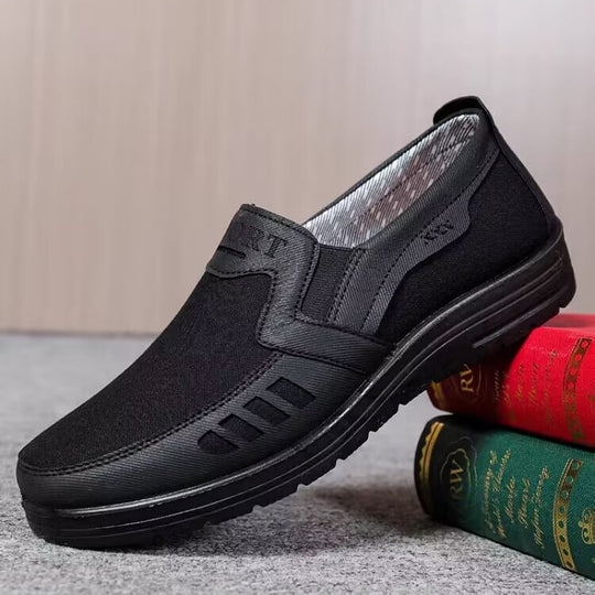 Damen sportliche Slip-On Sneakers mit atmungsaktivem Mesh-Obermaterial EB