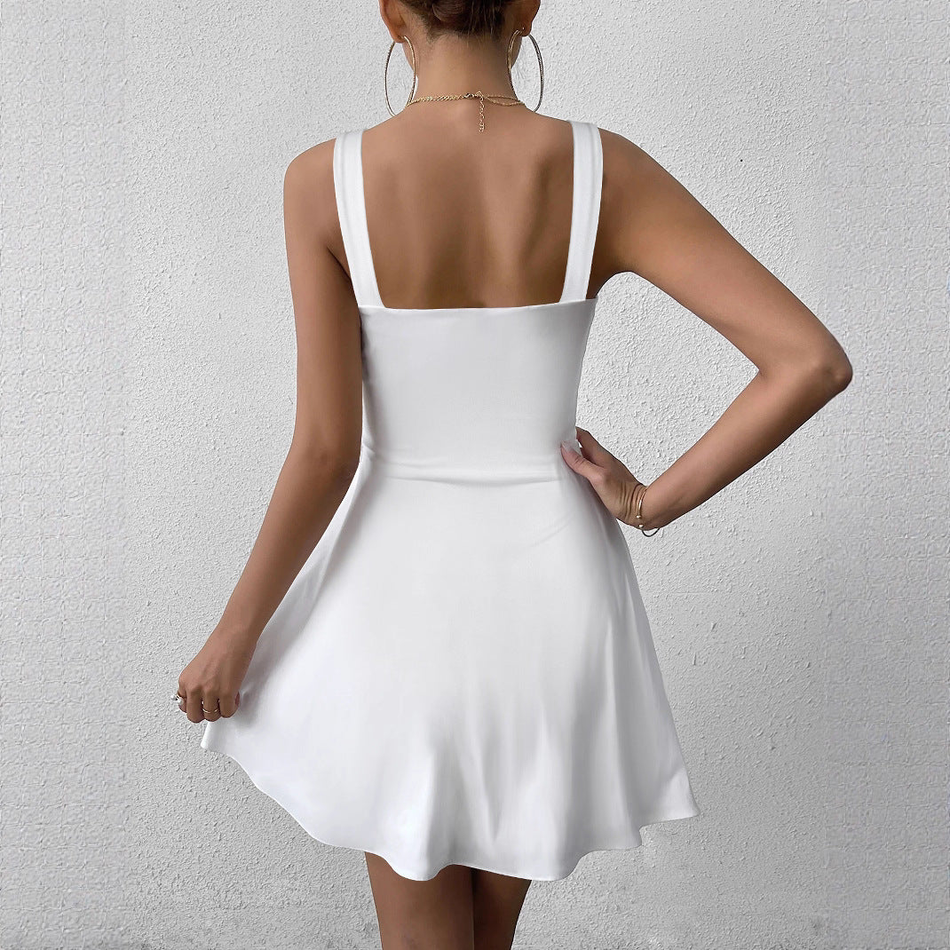 Damen Cut-Out Minikleid mit Knopfdetail und figurbetontem Schnitt EB