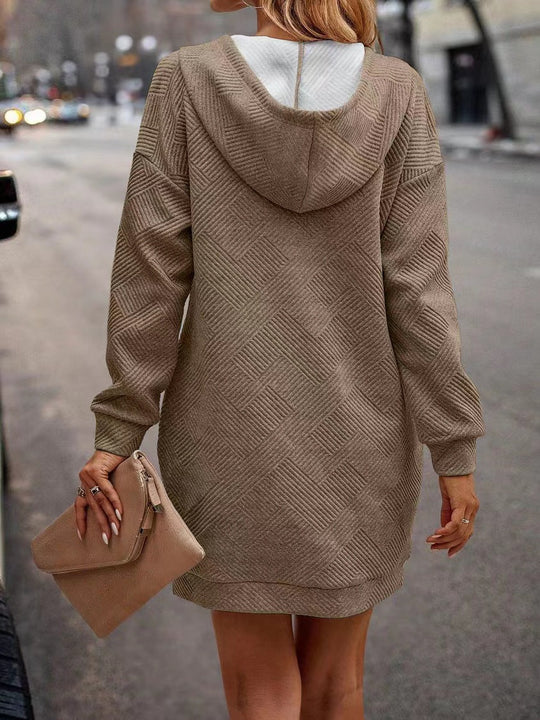 Damen Hoodie-Kleid mit praktischer Tasche und stilvollem Muster EB
