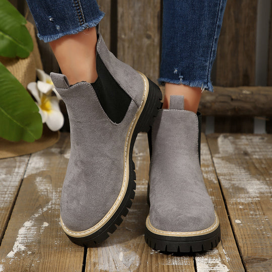Damen nan Chelsea-Boots mit profilierter Traktorsohle und elastischen Seiteneinsätzen EB