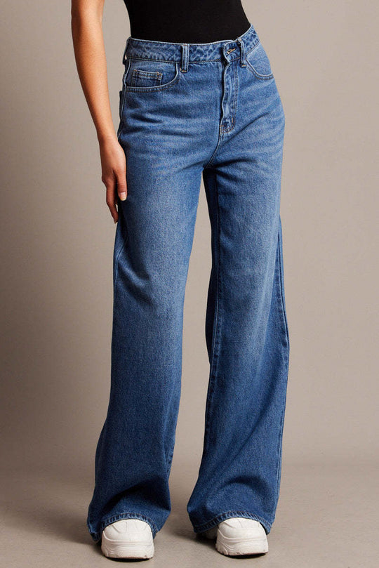 Damen Weit geschnittene High-Waist Jeans mit eleganten Falten EB
