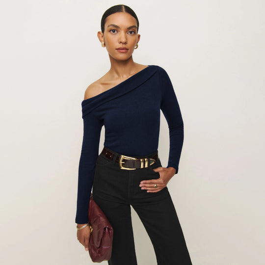 Damen Elegantes Langarmoberteil mit schrägem Ausschnitt und figurbetontem Schnitt EB