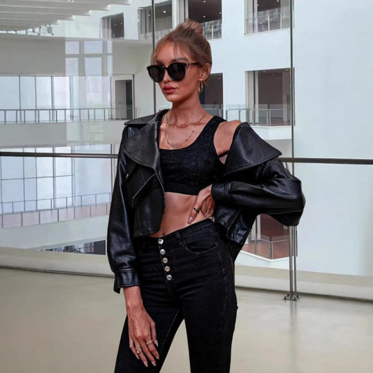 Damen Kunstlederjacke mit lässigem Oversized-Schnitt und modischen Details EB