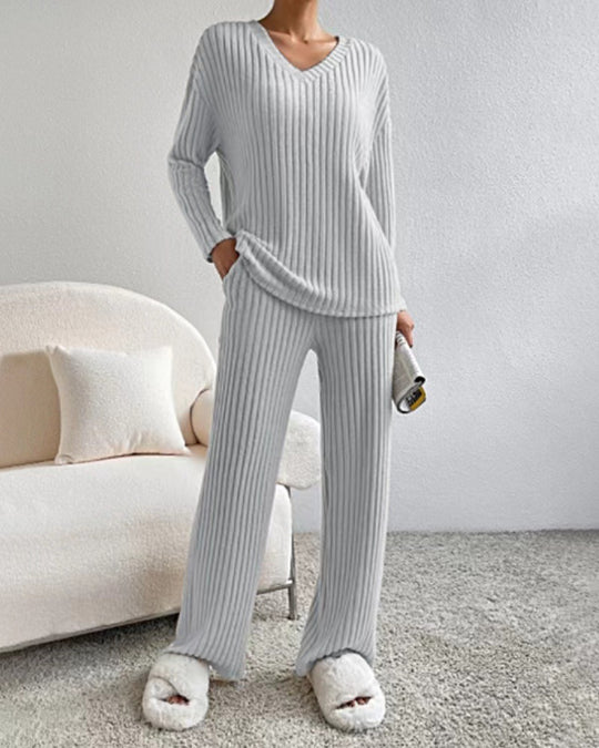 Damen Freizeit-Loungewear-Set aus weichem Rippstoff mit V-Ausschnitt EB