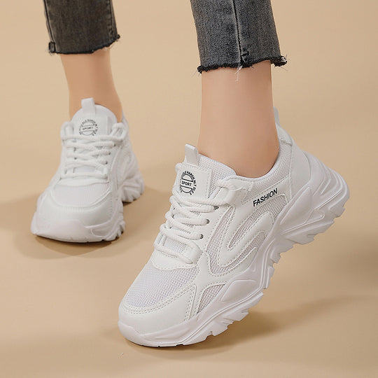 Damen nan voluminöser Plateau-Lifestyle-Sneaker mit Mesh- und Kunstledermix, gepolsterter Ferse und profiliertem Dämpfungssockel EB