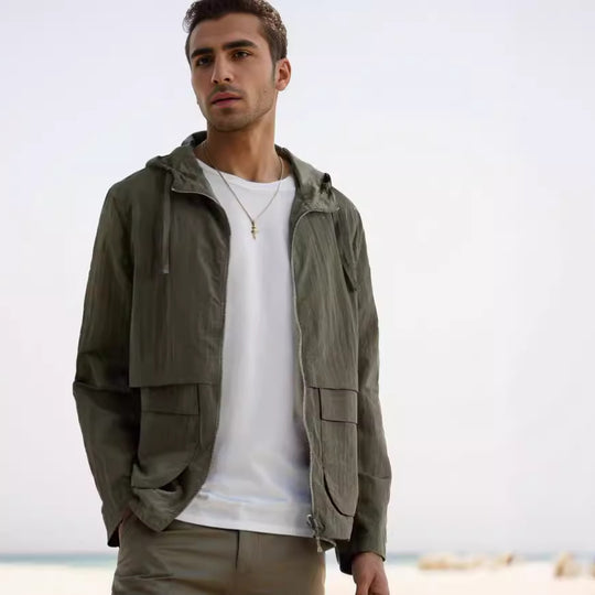 Herren leichte Jacke im lässigen Stil mit großzügigen Taschen EB
