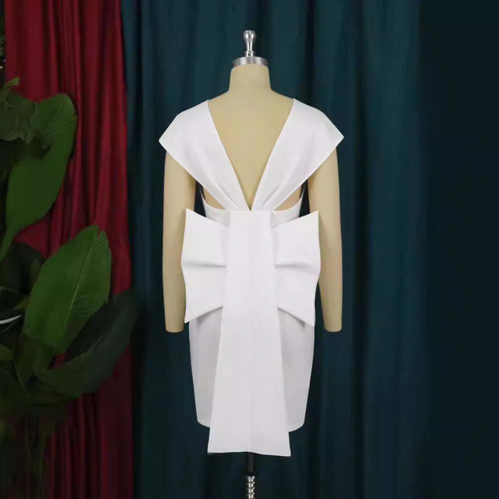 Damen figurbetontes Cocktailkleid mit elegantem V-Ausschnitt und schwingendem Saum EB