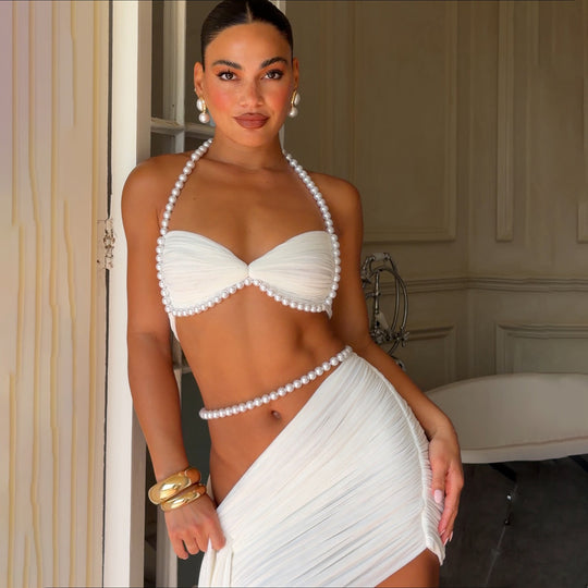 Damen Elegantes Bikiniset mit drapierten Details und Perlenakzenten EB
