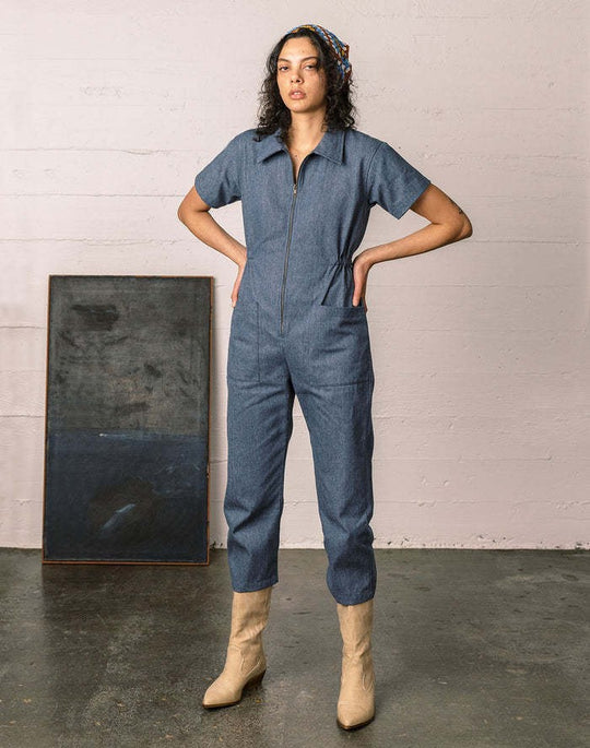 Damen legerer Jumpsuit mit praktischen Taschen und Reißverschluss EB
